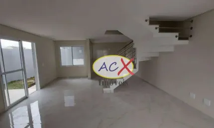 Sobrado com 3 dormitórios à venda, 141 m² por R$ 799.000,00 - Uberaba - Curitiba/PR