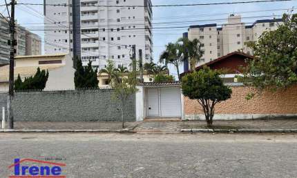 Casa com 5 dormitórios à venda, ideal para construtora,  270 m² por R$ 3.500.000 - Centro - Itanhaém/SP