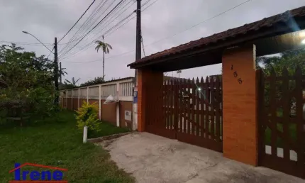 Chácara com 3 dormitórios à venda, 572 m² por R$ 330.000 a quadra da Rodovia.