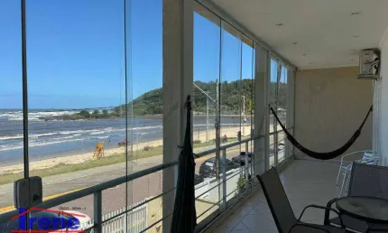 Casa com 4 dormitórios à venda, 238 m² por R$ 1.600.000,00 - Centro - Itanhaém/SP