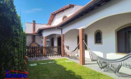 Casa com 4 dormitórios à venda, 223 m² por R$ 680.000,00 - Jardim Suarão - Itanhaém/SP
