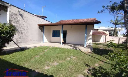 Casa com 3 dormitórios para alugar, 99 m² por R$ 5.000,00/mês - Centro - Itanhaém/SP