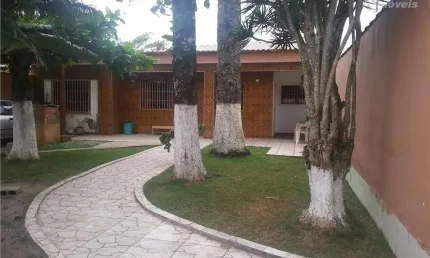 Casa com 3 quartos à venda no Jequitibá, Itanhaém 
