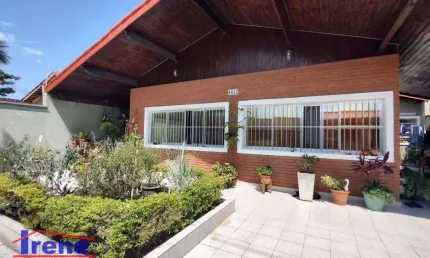 Casa a 200 metros da praia com 3 dormitórios à venda, 147 m² por R$ 420.000 - Jardim Suarão - Itanhaém/SP