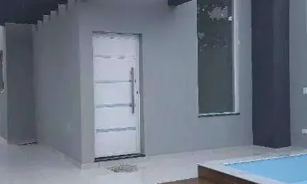 Casa Linda,com fachada  Moderna com Piscina Grande, Lado Praia. Pronta pra receber sua família!!!