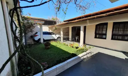 Casa a venda 3 dorms, praia do sapê, ubatuba - r$ 850 mil,