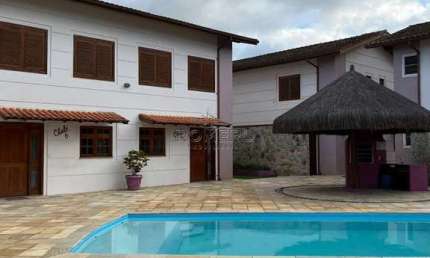 Apartamento com 3 quartos, Praia da Maranduba, Ubatuba - R$ 680 mil, Cod: 2083