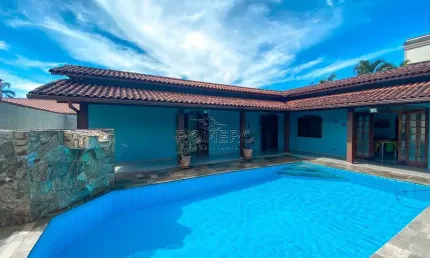 Casa com 6 quartos, Praia da Lagoinha, Ubatuba - R$ 1.5 mi, Cod: 2335