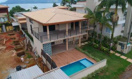 Casa de Condomínio com 8 dorms, Condomínio Lagoinha, Ubatuba - R$ 3.6 mi, Cod: 2445