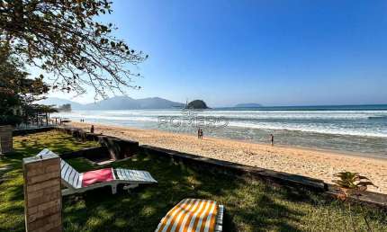 Casa com 4 dorms, Praia do Sapê, Ubatuba - R$ 4 mi, Cod: 2446