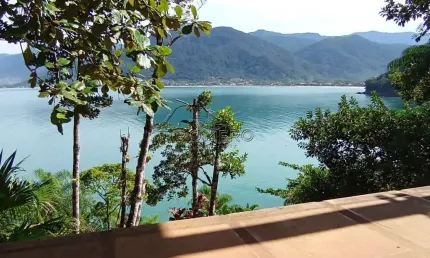 Casa com 3 quartos, Praia da Lagoinha, Ubatuba - R$ 1.4 mi, Cod: 2466