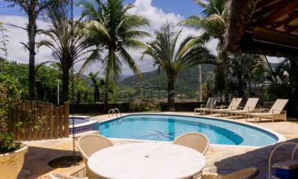 Casa com 5 quartos, Praia das Toninhas, Ubatuba - R$ 3.45 mi, Cod: 2009