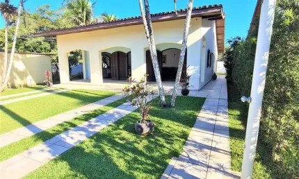 Casa com 4 quartos, Praia Dura, Ubatuba - R$ 1 mi, Cod: 2208