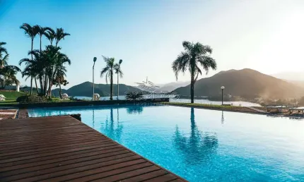 Apartamento com 3 quartos, Praia das Toninhas, Ubatuba - R$ 1.4 mi, Cod: 2584