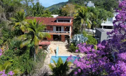 Casa com 3 quartos, Ponta das Toninhas, Ubatuba - R$ 2.3 mi, Cod: 2690