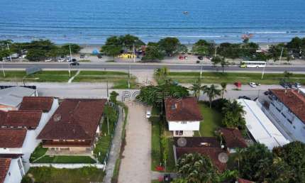 Casa com 2 quartos, Praia da Maranduba, Ubatuba - R$ 2.7 mi, Cod: 1709