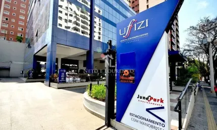 Sala comercial à venda com 157 m² no Condomínio Uffizi, Centro de Jundiaí-SP – excelente estrutura,