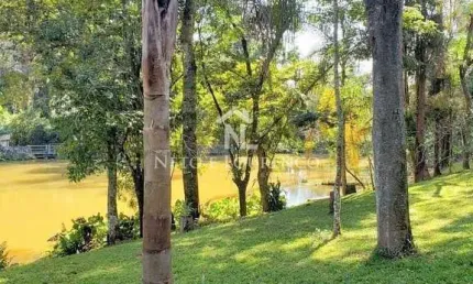 Sítio à venda com 100.000 m² no bairro Moinho, em Campo Limpo Paulista, SP – Ampla área verde com l