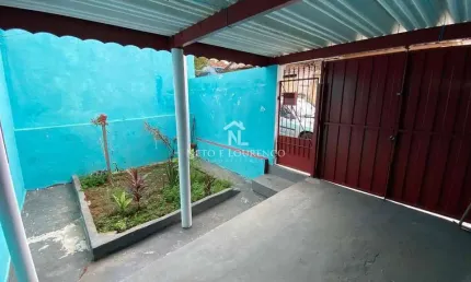 Casa à venda no bairro Ágapeama em Jundiaí, com 1 dormitório, garagem, excelente localização, venda