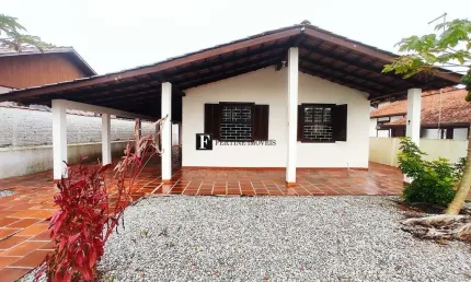 Casa com 3 quartos à venda na Praia de Leste, Pontal do Paraná 