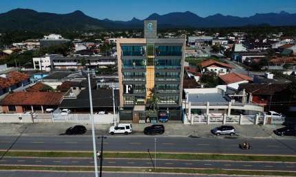 Apartamento com 3 quartos à venda na Avenida Paranaguá, Riviera, Matinhos