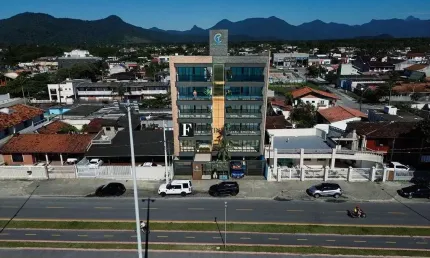 Apartamento com 4 quartos à venda na Avenida Paranaguá, Riviera, Matinhos