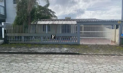Casa com 6 quartos à venda na 18, 04, Praia de Leste, Pontal do Paraná