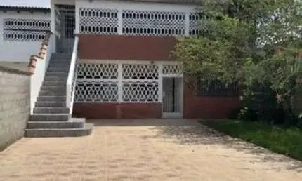 Casa para venda em itanhaém, loty, 3 dormitórios, 1 suíte, 2 banheiros, 6 vagas