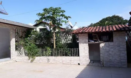 Casa para venda em peruíbe, guaraú, 2 dormitórios, 1 banheiro, 8 vagas