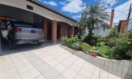 Casa para Venda em Peruíbe, Arpoador, 3 dormitórios, 2 suítes, 3 banheiros, 4 vagas