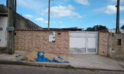 Casa para Venda em Itanhaém, Umuarama, 1 dormitório, 1 banheiro, 3 vagas