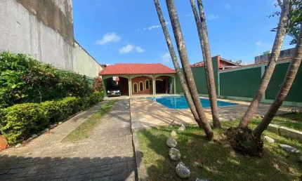 Casa para venda em itanhaém, belas artes, 3 dormitórios, 1 suíte, 2 banheiros, 8 vagas