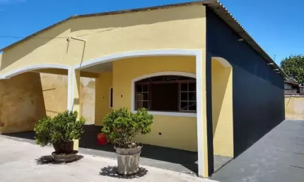Casa para Venda em Itanhaém, Savoy, 3 dormitórios, 1 suíte, 1 banheiro, 3 vagas
