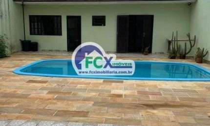 Casa para Venda em Itanhaém, Nova Itanhaém, 3 dormitórios, 1 suíte, 2 banheiros, 3 vagas
