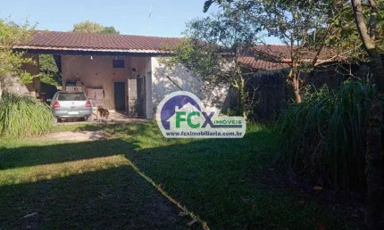 Casa para Venda em Itanhaém, Jamaica, 2 dormitórios, 1 suíte, 1 banheiro, 4 vagas