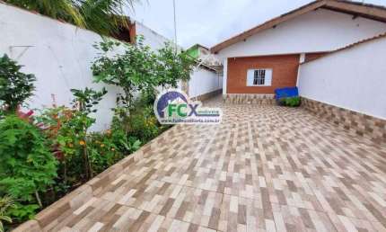 Casa para Venda em Mongaguá, Itaguaí, 2 dormitórios, 1 banheiro, 5 vagas