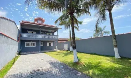 Casa para Venda em Itanhaém, Regina, 3 dormitórios, 2 suítes, 1 banheiro, 6 vagas