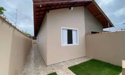 Casa para Venda em Itanhaém, Balneário Gaivotas, 2 dormitórios, 1 suíte, 1 banheiro, 2 vagas