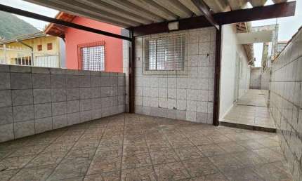 Casa para Venda em Mongaguá, Itaóca, 2 dormitórios, 2 banheiros, 2 vagas