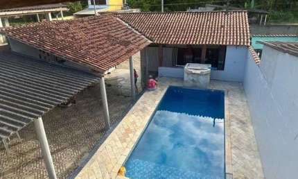 Casa para Venda em Itanhaém, Nova Itanhaém, 4 dormitórios, 2 banheiros, 4 vagas