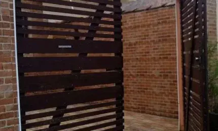 Casa para Venda em Itanhaém, Magalhães, 2 dormitórios, 1 suíte, 1 banheiro, 2 vagas