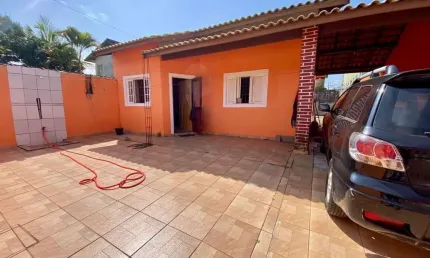 Casa para Venda em Itanhaém, Jamaica, 2 dormitórios, 1 suíte, 1 banheiro, 5 vagas