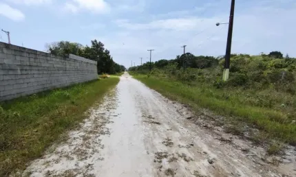 Terreno à venda no Jardim Regina, Itanhaém 