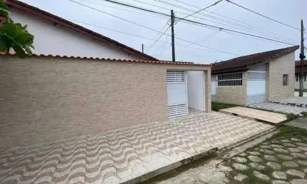 Casa para Venda em Itanhaém, Bopiranga, 2 dormitórios, 1 suíte, 1 banheiro, 1 vaga