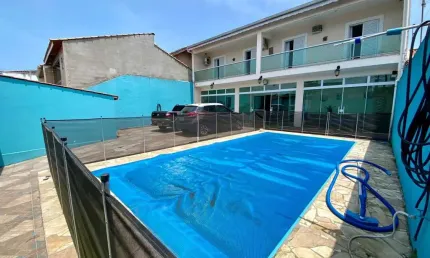 Casa para Venda em Itanhaém, Corumbá, 5 dormitórios, 1 suíte, 3 banheiros, 6 vagas
