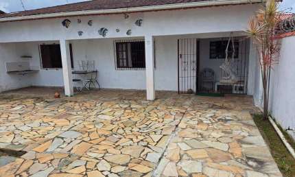 Casa para Venda em Itanhaém, Balneário Tupy, 3 dormitórios, 1 suíte, 3 banheiros, 1 vaga