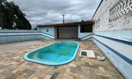 Casa para Venda em Itanhaém, Sabauna, 5 dormitórios, 1 suíte, 1 banheiro, 6 vagas
