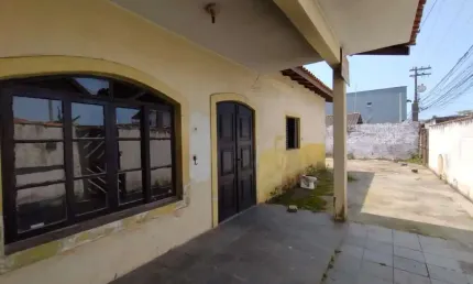 Casa para Venda em Itanhaém, Corumbá, 2 dormitórios, 1 suíte, 1 banheiro, 2 vagas