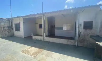 Casa para Venda em Itanhaém, Loty, 2 dormitórios, 1 banheiro, 5 vagas