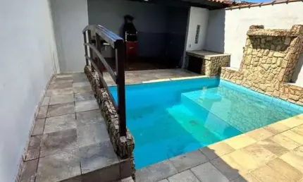 Casa para Venda em Itanhaém, Satelite, 3 dormitórios, 1 suíte, 1 banheiro, 4 vagas